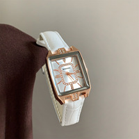 Montre carrée strass femme, bracelet cuir gaufré croco brillant, montre habillée quartz