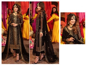 Renard Georgette Lourd Brodé Travail Top Et Santoon Bas Avec Dupatta Pakistanais collection - Product Image 4