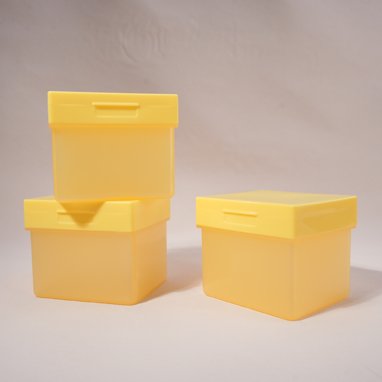 jaune
