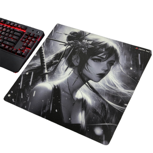 OEM Tigerwings auf Lager Wasserdichtes & Fleckenabweisendes Anime-Glas-Mauspad in Individueller Größe mit Glatter Oberfläche für Gaming-Schreibtische - Product Image 1