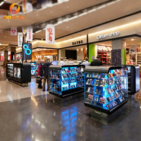 Kiosque d'accessoires et de réparation de téléphones portables, vitrine bleue avec étagères de présentation, design de kiosque de téléphonie mobile incurvé 3D