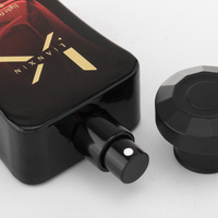 Mattierte 50ml Quadratische Leere Glas-Parfümflasche Anpassbare Farbe Anpassbarer Deckel Logo Siebdruck Pumpzerstäuber 3000 Stück