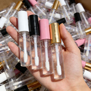 ลิปกลอสเพิ่มความอวบอิ่ม ขายดี รับผลิตแบรนด์ส่วนตัว 16 กลิ่น ลิปออยล์บำรุงริมฝีปาก ลิปกลอสใสแบบกำหนดเอง พร้อมแปรงขนาดใหญ่ - Product Image 3
