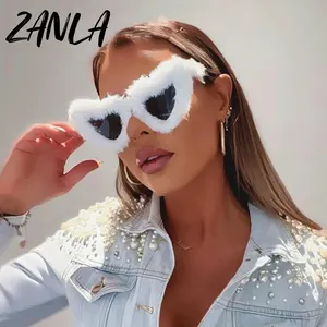 2023 nouveau Y2k mode laine lunettes de soleil pour femmes Design Unique en forme de coeur oeil de chat fourrure velours lunettes de soleil femme fête nuances