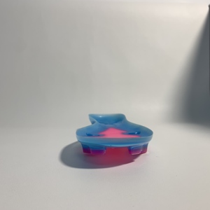 Semelle <span class=keywords><strong>de</strong></span> <span class=keywords><strong>chaussure</strong></span> <span class=keywords><strong>de</strong></span> football en TPU Kezhi à revêtement sous vide haute brillance, couleur métallique, durable, anti-torsion - Product Image 5