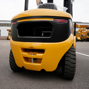 Forklift Diesel 3 Ton CPCD30 3t dengan Tinggi Angkat 6000cm, Dilengkapi Side Shifter dan Pengaturan Garpu, serta Transmisi Otomatis - Product Image 4