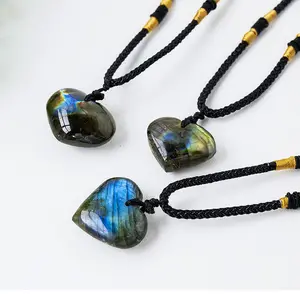 High Quality Natural Crystal Labradorite Heart Pendant Necklace for Women