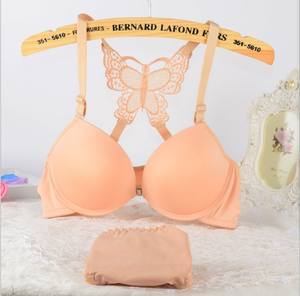 طباعة جميلة لفتيات هنديات يرتدين حمالة صدر وسروال داخلي - Product Image 6