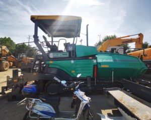 نادر! رصف زحافة الأسفلت المجنزرة سوبر 2100-3L 23.35 طن مع 179kw وبيع رخيص - Product Image 5