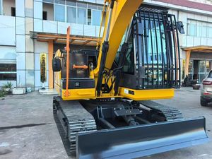 La Nueva Excavadora Hidráulica de Orugas LiuGong 911F de Tamaño Pequeño y Mediano con Cuchilla de Bulldozer - Product Image 6