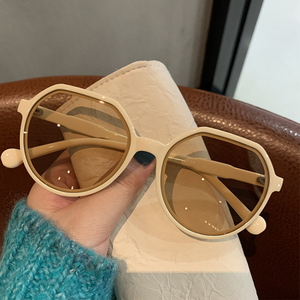 2025 nuova piazza donna <span class=keywords><strong>Vintage</strong></span> Logo personalizzato nuovissimi <span class=keywords><strong>occhiali</strong></span> <span class=keywords><strong>da</strong></span> <span class=keywords><strong>sole</strong></span> <span class=keywords><strong>Vintage</strong></span> più economici - Product Image 2