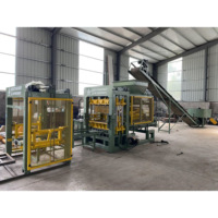 Machine à blocs de béton QT4-15 produisant 5 types de briques en ciment et de blocs creux entièrement automatiques, ligne de production