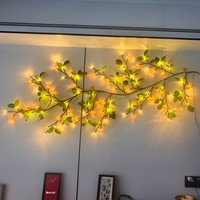 Guirlandes lumineuses LED en plastique de style nouveau pour Noël, utilisation en jardin, décoration murale intérieure/extérieure, branche réaliste pliable