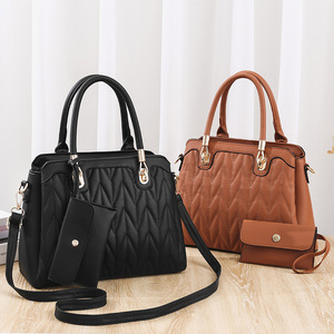 New Wholesale Fashion Quilted Leather Large Capacity Bags Luxury Ladies <b>Purses</b> and Handbags for Women Luxury - Product Image 3