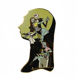 Épinglette en émail dur de style dessin animé Once Upon a Time - Édition limitée avec fermoir en caoutchouc - Product Image 5