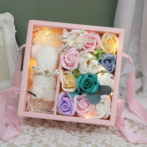 Cadeaux T060 pour promotions, mariage marocain, boîte à fleurs <span class=keywords><strong>de</strong></span> luxe, serviette, ours en peluche, cadeau <span class=keywords><strong>de</strong></span> fleurs <span class=keywords><strong>de</strong></span> carnation, cadeau <span class=keywords><strong>de</strong></span> la fête des mères, savon en forme <span class=keywords><strong>de</strong></span> fleur - Product Image 5