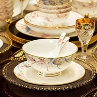 Service de table de luxe en porcelaine fine de style chinois, motif oiseaux et fleurs, bord doré, idéal pour mariages et usage domestique