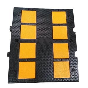 500x600x50mm हॉट सेलिंग रोड सुरक्षा रबर ड्राइवे ट्रैफिक रोड हम्प स्पीड बम्प - Product Image 4