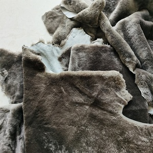 Cuero de Oveja Genuino Australiano IRWOODS, Hecho a Medida, a Granel, Calidad Superior, Blanco Natural/Teñible, para Zapatos, Prendas, Guantes y Cuellos - Product Image 2