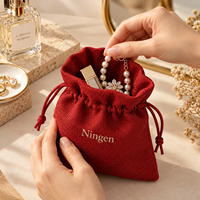 Pochette en jute personnalisée avec cordon de serrage, petit sac cadeau rouge pour bijoux, pour mariage, cadeau de demoiselle d'honneur, emballage de collier et de bague, vente en gros