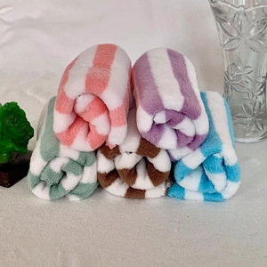 Toalla de Coral Cationico 35x75cm a Rayas de Secado Rápido para Uso Doméstico - Product Image 4