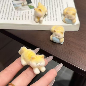 Popular Niche Design <b>Sweet</b> Yellow Small Cat Hairpin Cute Cartoon Fashionable Style Women's Hairpins Wholesale Headwear - Product Image 3