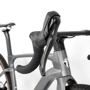 Bicicletta da Strada TWITTER GRAVEL V3 RS-24S in Fibra di Carbonio, 24 Velocità, Freni a Disco Doppi, Design Leggero, Compatibile con Portapacchi - Product Image 6