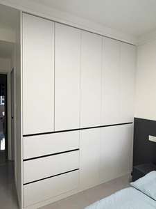 Armario Moderno con Puerta Corredera Blanca, de Alta Calidad, con 2 Puertas, Vestidor Extensible, Diseño Elegante para Muebles de Hogar u Hotel - Product Image 5