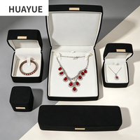 Boîte d'emballage de bijoux en cuir PU noir personnalisée de luxe Huayue, collier, bracelet en jade, boucles d'oreilles, vente en gros