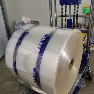 Film rétractable en PVC à taux de rétraction élevé 30mic 40mic 50mic Film rétractable en PVC de qualité d'impression pour le moulage par soufflage pour manchon de bouteille - Product Image 2