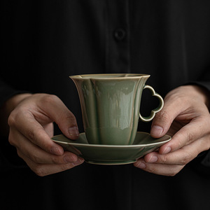 Yue Kiln Celadon Vintage <span class=keywords><strong>taza</strong></span> de té hecha a mano Oficina té Infusor <span class=keywords><strong>taza</strong></span> de café <span class=keywords><strong>con</strong></span> posavasos Set <span class=keywords><strong>taza</strong></span> - Product Image 4