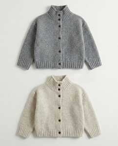 Vente en gros de cardigan en tricot pour bébé, unisexe, automne-hiver, manches longues, couleur unie, côtelé, col montant, pour tout-petits - Product Image 3