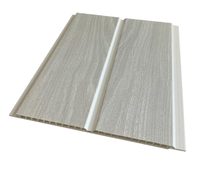 Muestras gratis ignífugo impermeable ducha PVC lengüeta y ranura panel de techo fuerte enclavamiento paneles de techo Pared de pvc madera