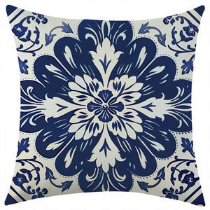 Juego de Fundas de Almohada Cuadradas Vintage de Lino, Diseño Floral Azul y Blanco, Transpirables, para Sala de Estar, Sofá, 4 Piezas - Product Image 2