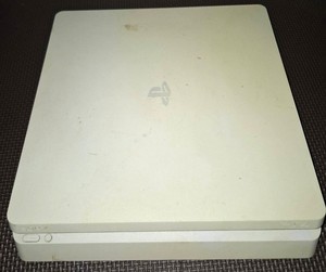 Sử dụng Video game console mô hình mới PS4 di động cầm tay Nhật bản bán buôn xuất khẩu - Product Image 5