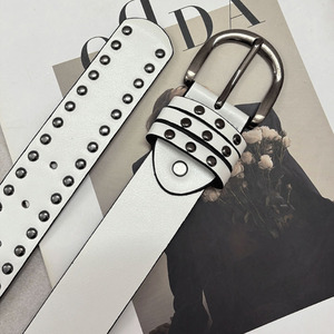 Ceinture en cuir noire pour femme, style punk, avec boucle en alliage et rivets, accessoire décoratif pour jeans et robes, design coréen - Product Image 3