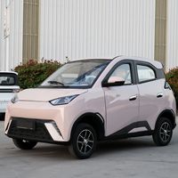 Véhicule de mobilité à quatre roues entièrement fermé, quadricycle électrique avec chauffage, climatisation et groupe motopropulseur hybride essence-électrique