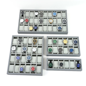Venta al por mayor gris PU cuero 6 12 24 30 ranura reloj pantalla organizador bandeja Mesa terciopelo almohada interior Stock logotipo personalizado - Product Image 5