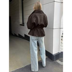 Chaqueta Bomber de Piel Sintética Personalizada para Mujer, Estilo Otoñal con Solapa y Manga Larga, con Cordón Ajustable, 2026 - Product Image 5