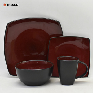 Juego <span class=keywords><strong>de</strong></span> cuenco y taza clásico rojo <span class=keywords><strong>de</strong></span> lujo <span class=keywords><strong>de</strong></span> 32 piezas personalizado nórdico <span class=keywords><strong>de</strong></span> China barato juego <span class=keywords><strong>de</strong></span> vajilla cuadrada creativa reactiva <span class=keywords><strong>de</strong></span> gres - Product Image 1