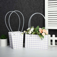 Boîte cadeau de fleurs pour la Saint-Valentin, panier de fleurs à main pour la fête des mères, sac en papier pour arrangement floral