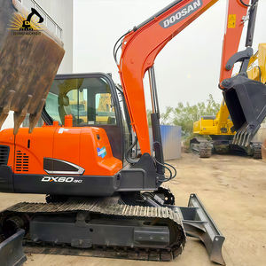 Excavadora Usada DOOSAN DX60-9C de Alta Precisión para Renovación Urbana Eficiente, Construcción de Jardines y Tareas de Excavación a Pequeña Escala - Product Image 1