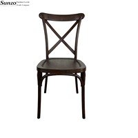 Nouveau design empilable en gros X Back Crossback Chair pour mariage, événement, banquet, réception