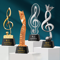 Cadeaux de réunion annuelle personnalisés pour affaires personnelles de luxe Trophée en métal Prix de la course de chant avec trophée en métal à base de cristal