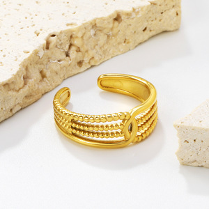 แหวนแฟชั่นผู้หญิง แหวนทองเปิดรูปหัวใจ ดีไซน์ไม่สมมาตร เครื่องประดับสแตนเลส ของขวัญ - Product Image 3