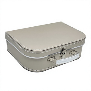 Valise en carton 2026 avec poignée, boîte de rangement rigide pour cadeaux et artisanat au design décoratif gris clair - Product Image 3