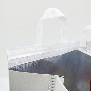 Sac isotherme réutilisable en non-tissé promotionnel avec logo personnalisé pour les repas à emporter et la livraison - Product Image 2