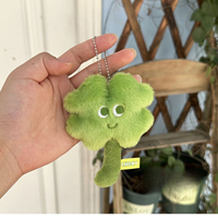 Porte-clés trèfle à quatre feuilles vert en peluche douce, porte-bonheur, pendentif trèfle, décoration de sac, cadeau porte-bonheur pour femme