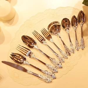 Offre Spéciale – Ensemble de Couverts de Luxe en <span class=keywords><strong>Métal</strong></span> Style Palais Européen Rose – Couteau, Fourchette, Cuillère – Service de Table Créatif – Cadeau Idéal pour Mariage - Product Image 1