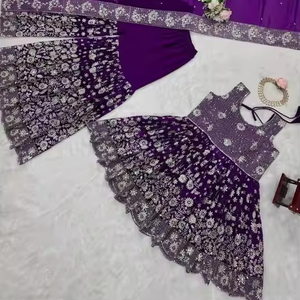 Lehenga Choli de seda de fantasía pesada exquisita hecha a mano para mujer, mangas completas, bordado de alta calidad, trabajo de lentejuelas para fiestas de invierno - Product Image 1